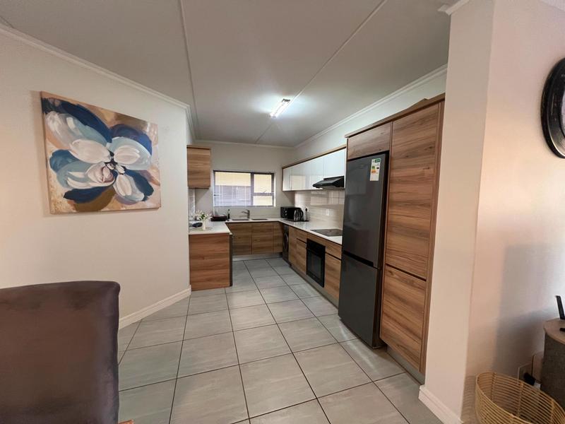 To Let 3 Bedroom Property for Rent in Waterfall Gauteng