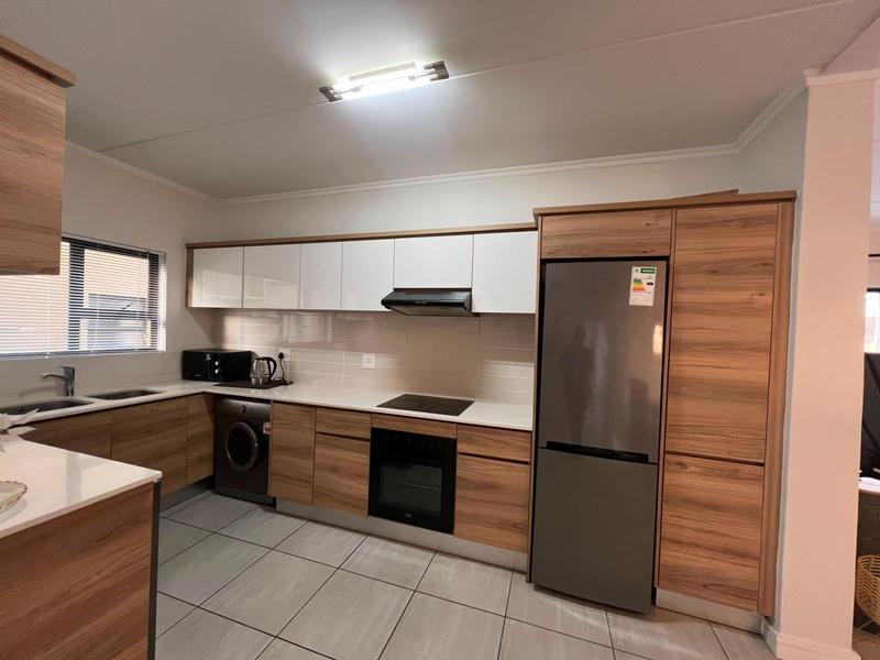 To Let 3 Bedroom Property for Rent in Waterfall Gauteng