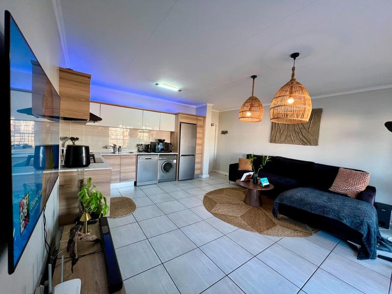 To Let 1 Bedroom Property for Rent in Waterfall Gauteng