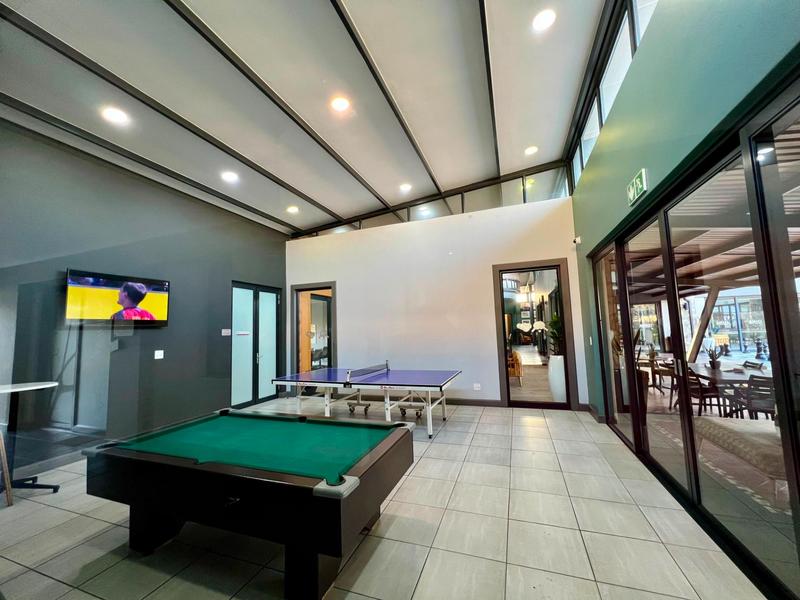 To Let 1 Bedroom Property for Rent in Waterfall Gauteng
