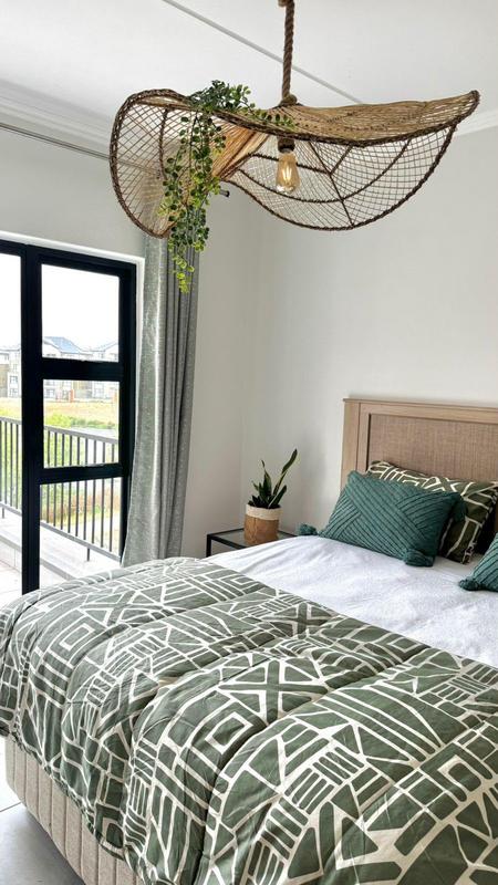 To Let 2 Bedroom Property for Rent in Waterfall Gauteng