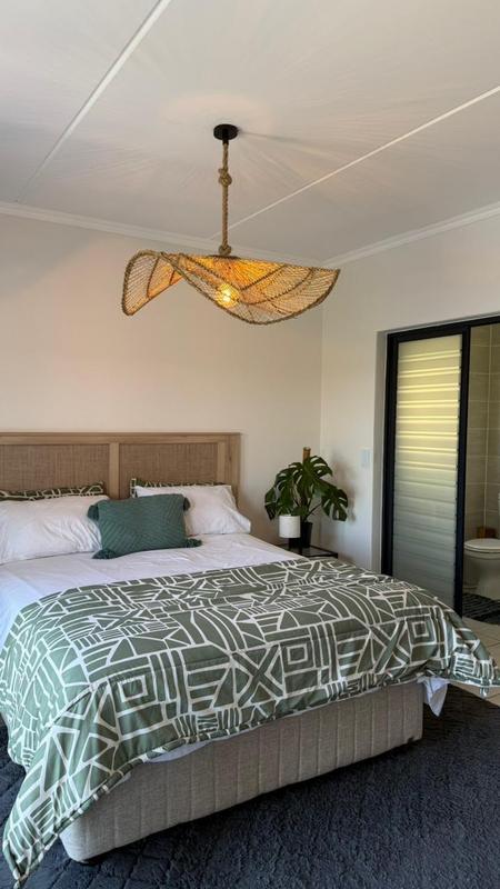 To Let 2 Bedroom Property for Rent in Waterfall Gauteng