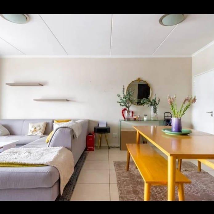 2 Bedroom Property for Sale in Petervale Gauteng