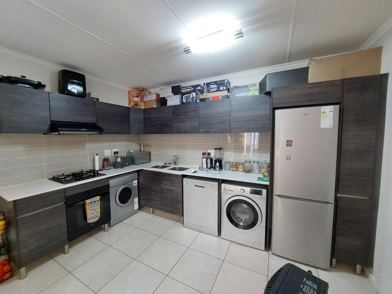 1 Bedroom Property for Sale in Petervale Gauteng