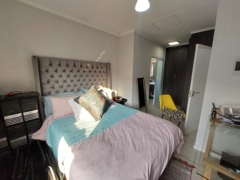 1 Bedroom Property for Sale in Petervale Gauteng