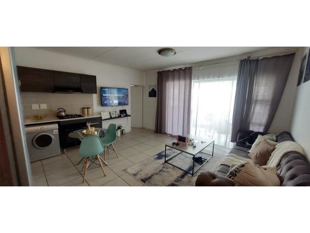 1 Bedroom Property for Sale in Petervale Gauteng