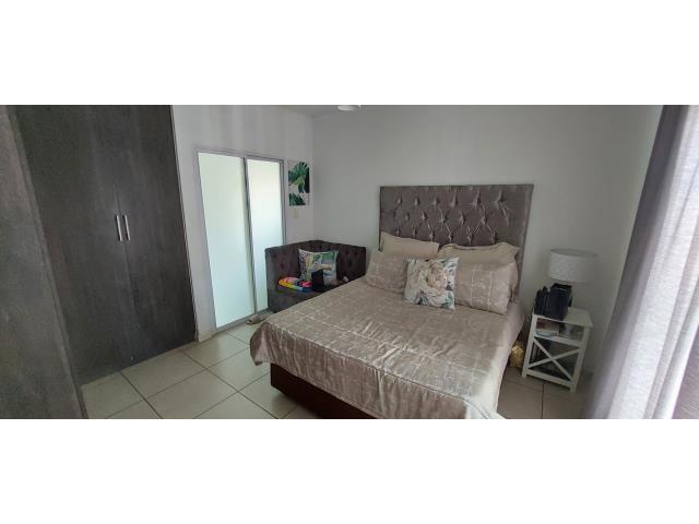 1 Bedroom Property for Sale in Petervale Gauteng