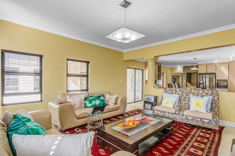 5 Bedroom Property for Sale in Blue Valley Golf Estate Gauteng
