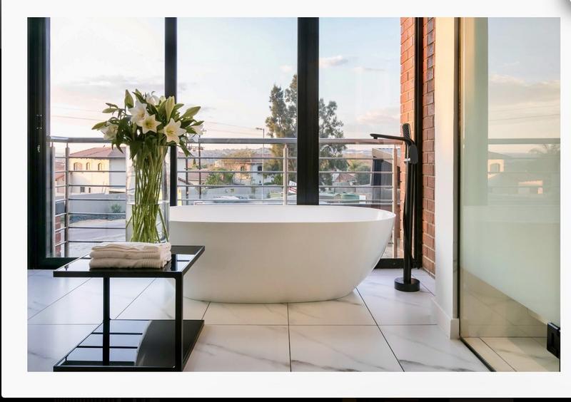 4 Bedroom Property for Sale in Broadacres Gauteng