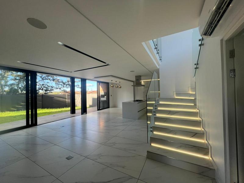 4 Bedroom Property for Sale in Broadacres Gauteng