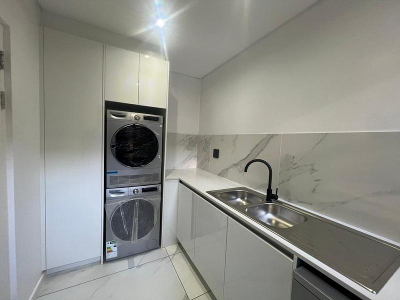 4 Bedroom Property for Sale in Broadacres Gauteng