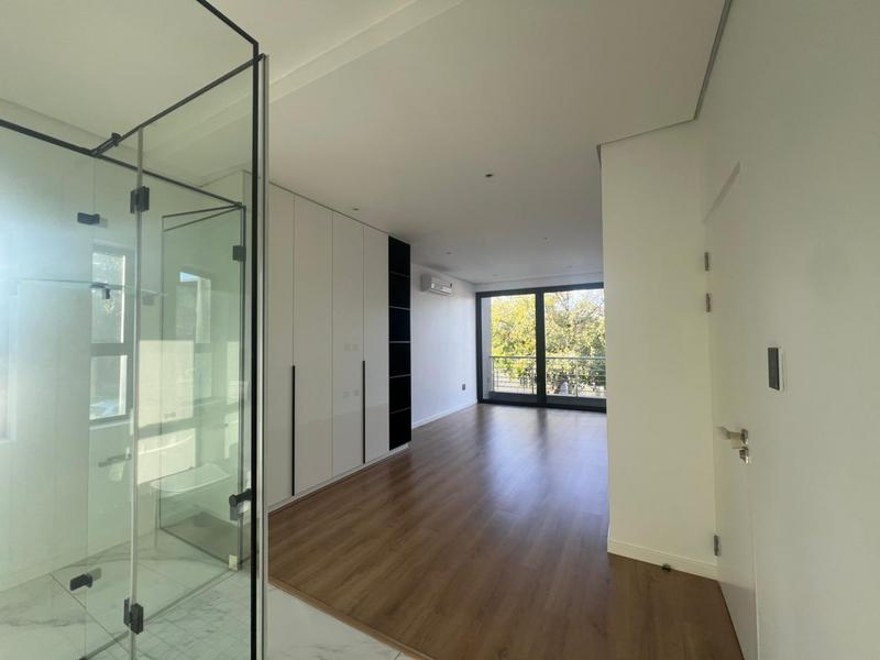 4 Bedroom Property for Sale in Broadacres Gauteng