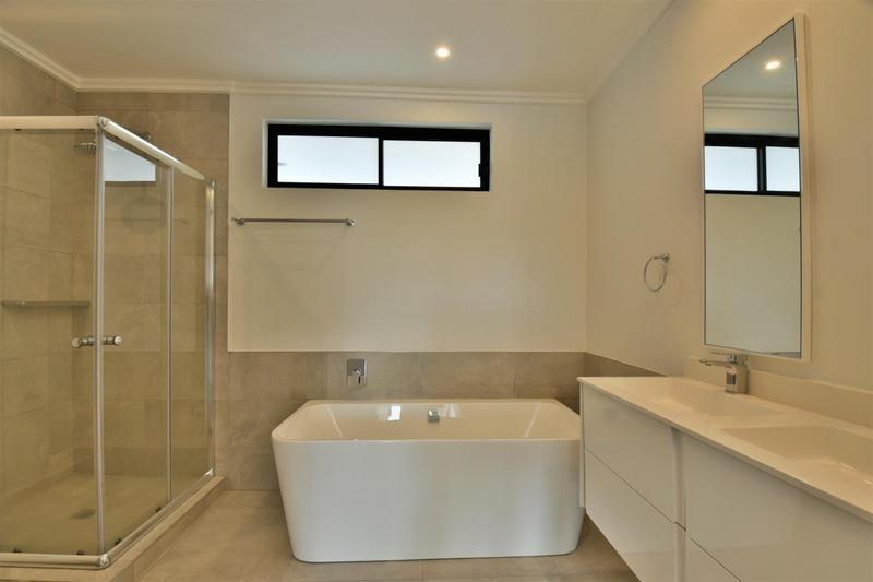 2 Bedroom Property for Sale in Sandton Central Gauteng