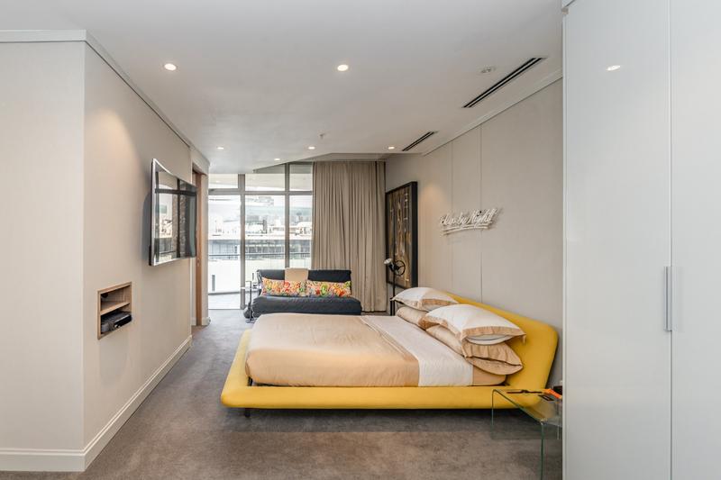 2 Bedroom Property for Sale in Sandton Central Gauteng