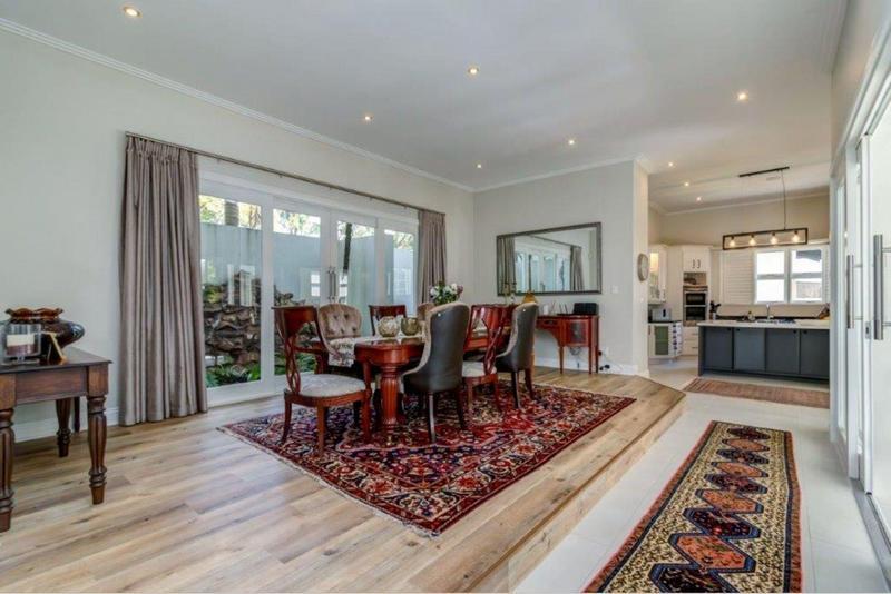 5 Bedroom Property for Sale in Dainfern Valley Gauteng