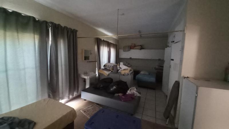 4 Bedroom Property for Sale in Pretoria Gardens Gauteng