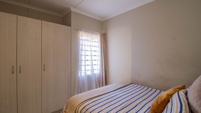 2 Bedroom Property for Sale in Esther Park Gauteng