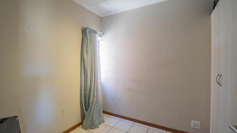2 Bedroom Property for Sale in Esther Park Gauteng