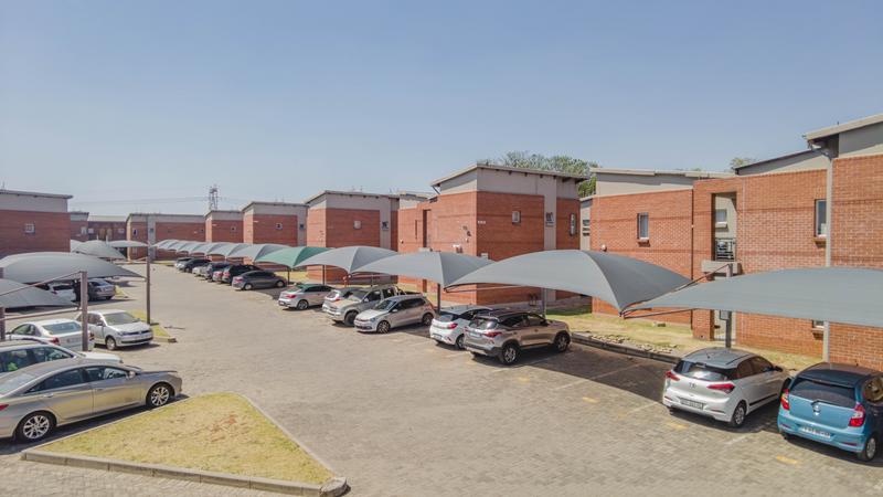 2 Bedroom Property for Sale in Esther Park Gauteng