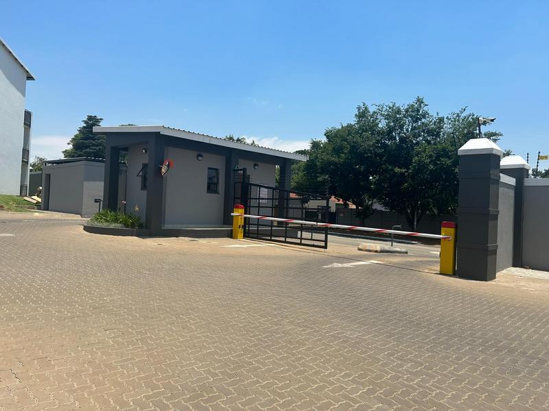 2 Bedroom Property for Sale in Elardus Park Gauteng