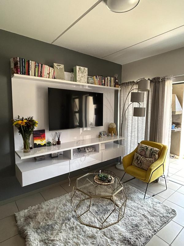 2 Bedroom Property for Sale in Elardus Park Gauteng