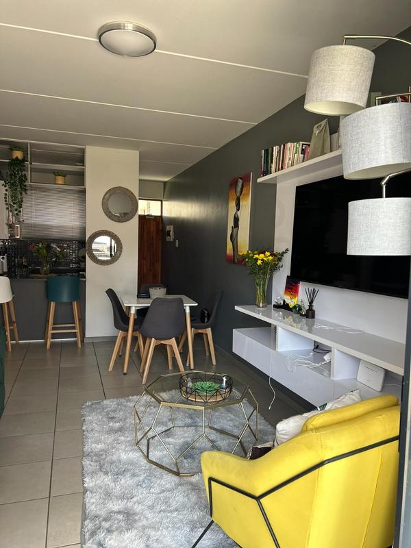 2 Bedroom Property for Sale in Elardus Park Gauteng