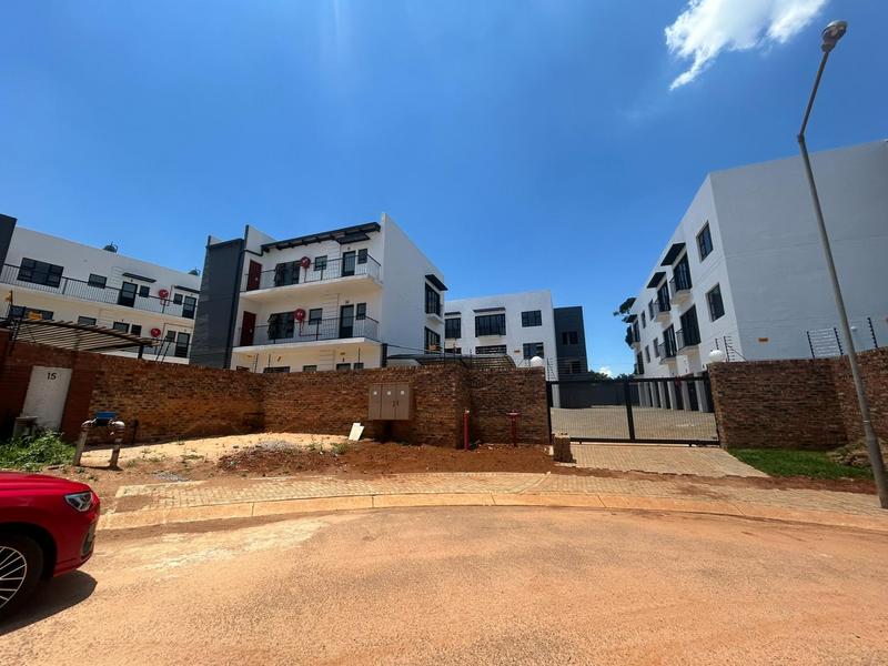 2 Bedroom Property for Sale in Faerie Glen Gauteng