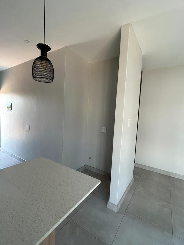 2 Bedroom Property for Sale in Faerie Glen Gauteng