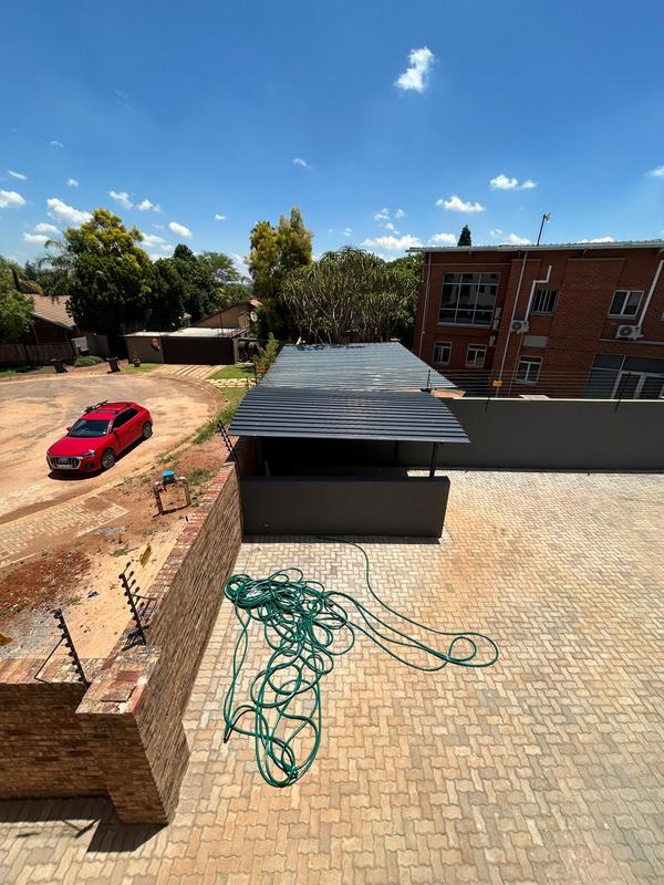 2 Bedroom Property for Sale in Faerie Glen Gauteng