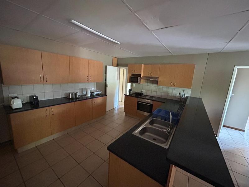 8 Bedroom Property for Sale in Hatfield Gauteng