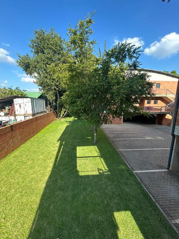 8 Bedroom Property for Sale in Hatfield Gauteng
