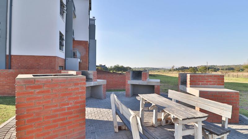 3 Bedroom Property for Sale in Silver Lakes Gauteng