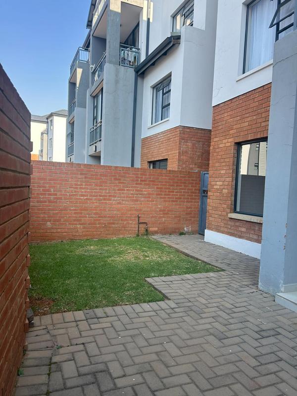 3 Bedroom Property for Sale in Silver Lakes Gauteng