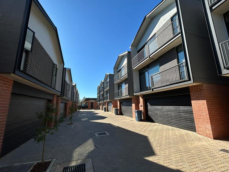 3 Bedroom Property for Sale in Olympus AH Gauteng
