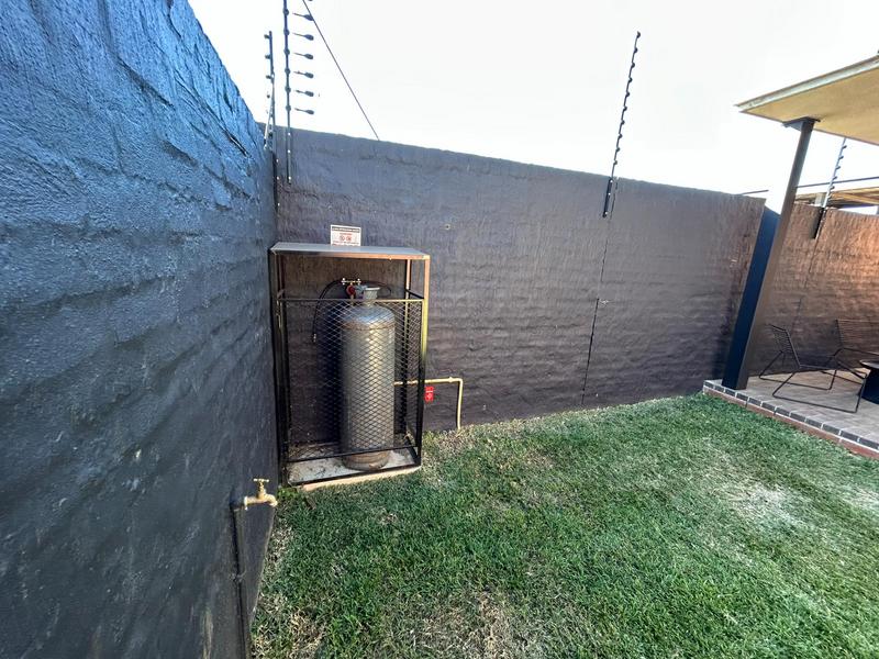 3 Bedroom Property for Sale in Olympus AH Gauteng