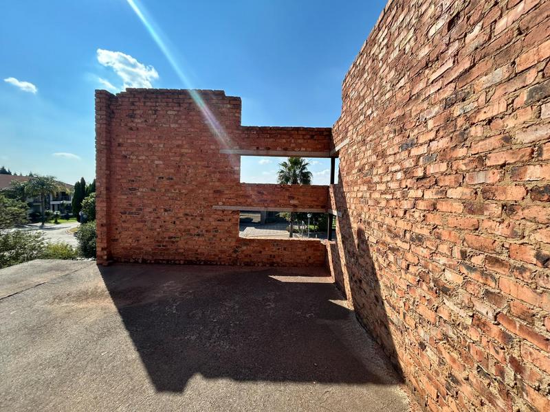 4 Bedroom Property for Sale in Silverwoods Country Estate Gauteng