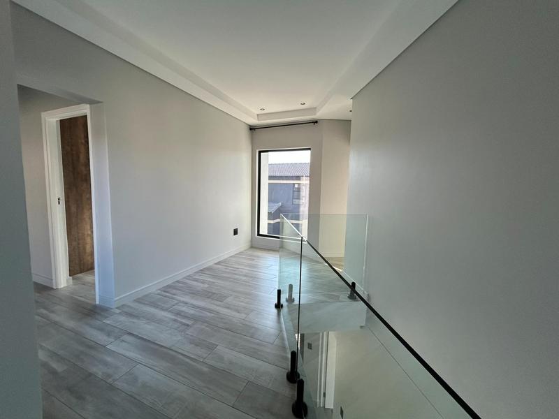 4 Bedroom Property for Sale in Six Fountains Residential Estate Gauteng
