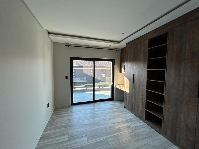 4 Bedroom Property for Sale in Six Fountains Residential Estate Gauteng