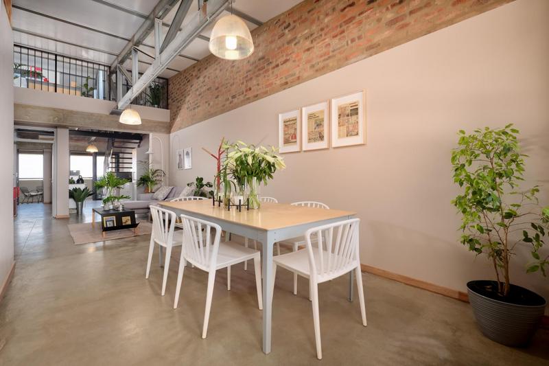 2 Bedroom Property for Sale in Braamfontein Gauteng