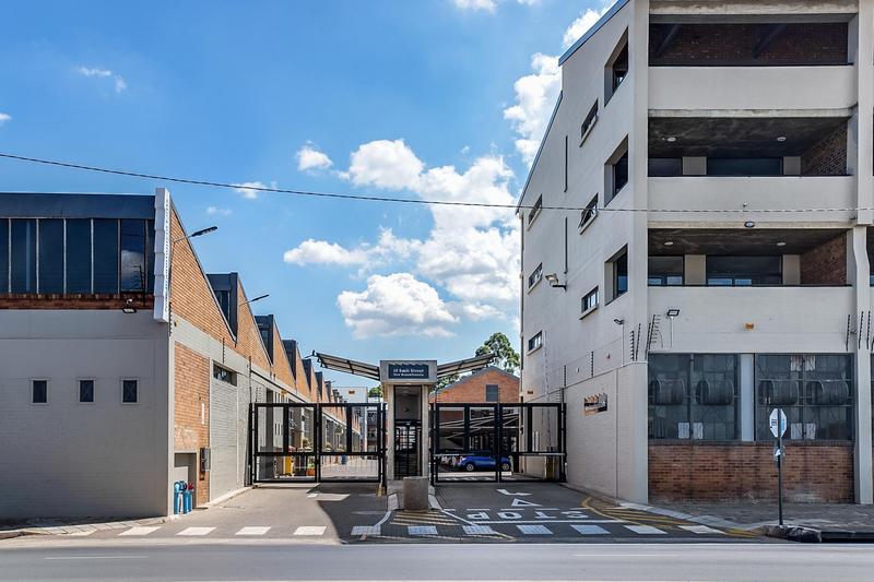 2 Bedroom Property for Sale in Braamfontein Gauteng