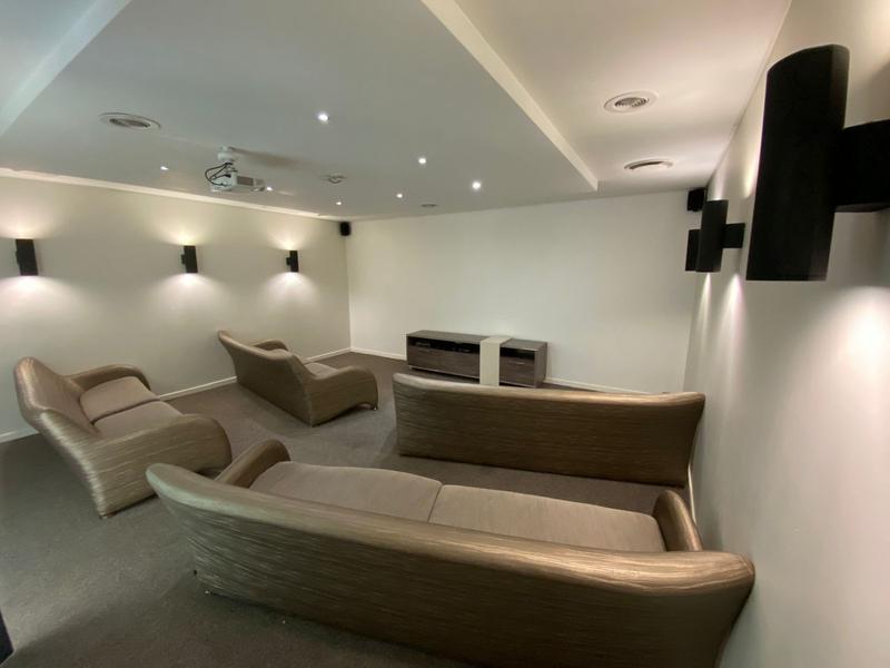 2 Bedroom Property for Sale in Dainfern Gauteng
