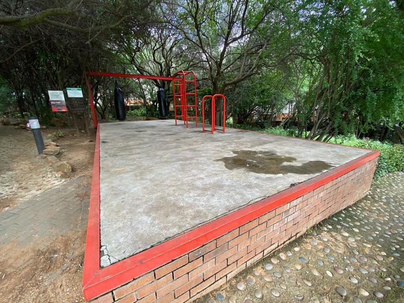 2 Bedroom Property for Sale in Dainfern Gauteng
