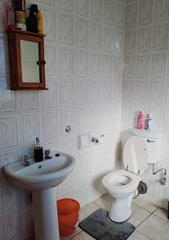 2 Bedroom Property for Sale in Florida Park Gauteng