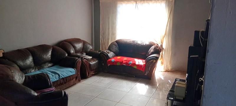 3 Bedroom Property for Sale in Tshepisong Gauteng