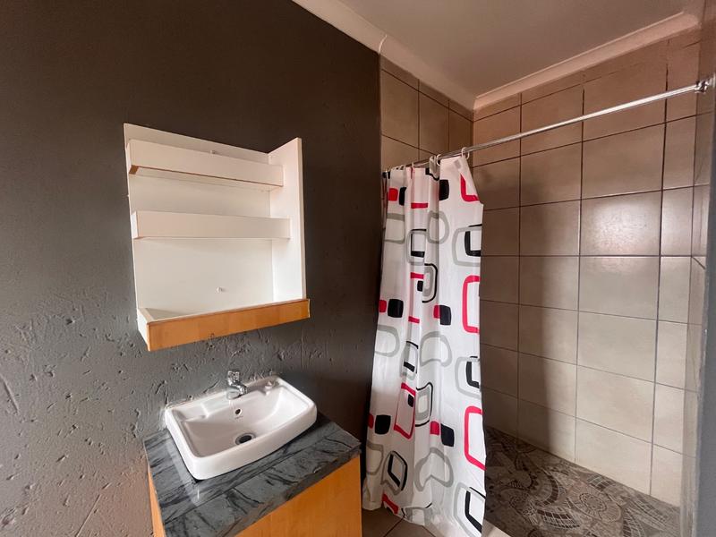 1 Bedroom Property for Sale in Doornkop Gauteng