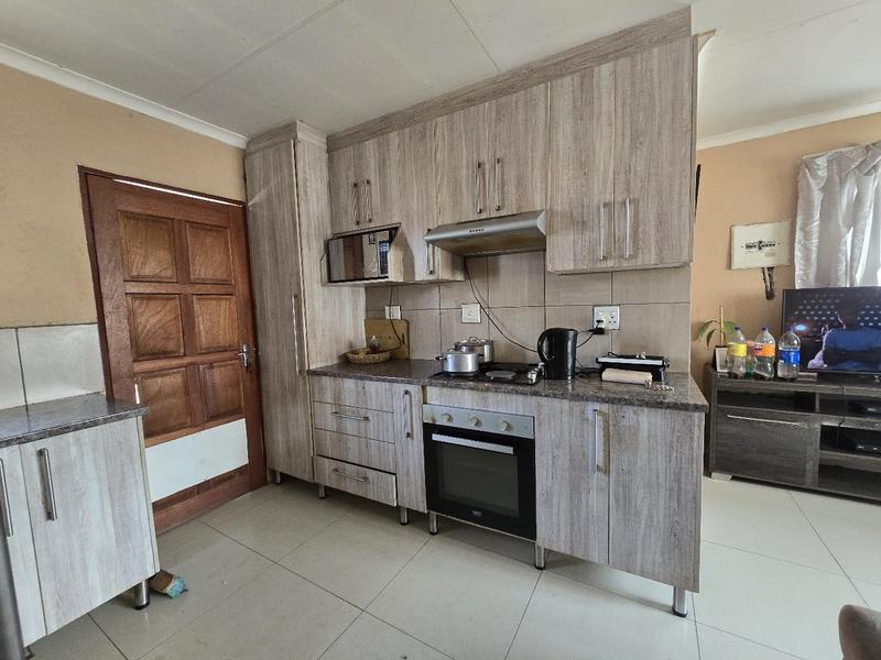 3 Bedroom Property for Sale in Bram Fischerville Gauteng