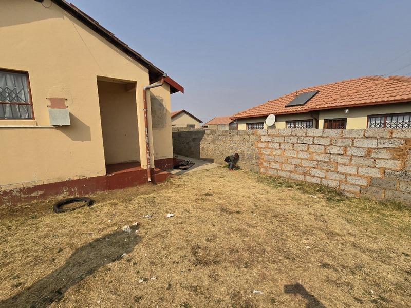 3 Bedroom Property for Sale in Bram Fischerville Gauteng