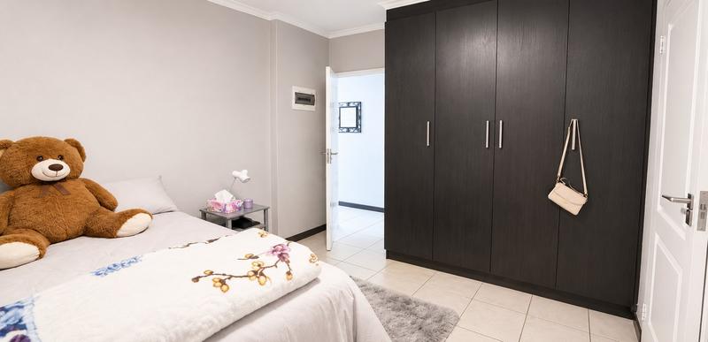 2 Bedroom Property for Sale in Gleneagles Gauteng