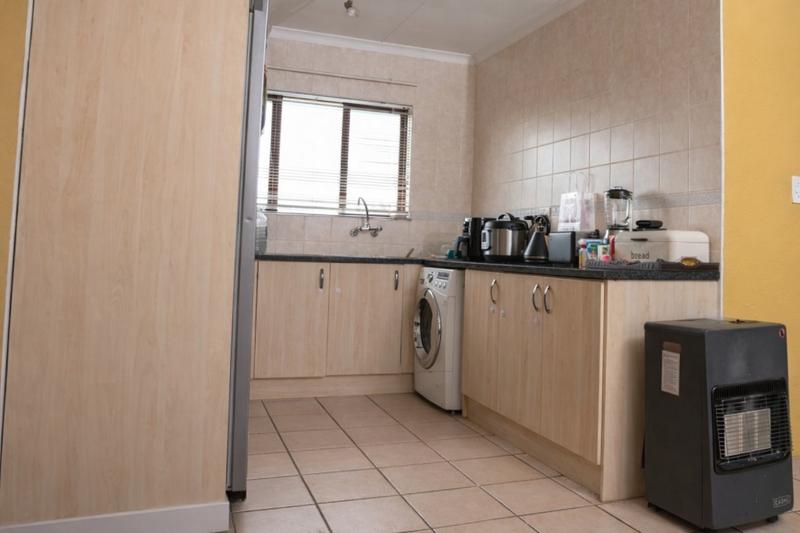 2 Bedroom Property for Sale in Meredale Gauteng