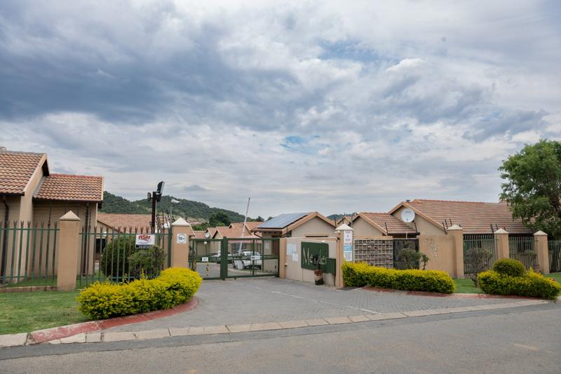 2 Bedroom Property for Sale in Meredale Gauteng